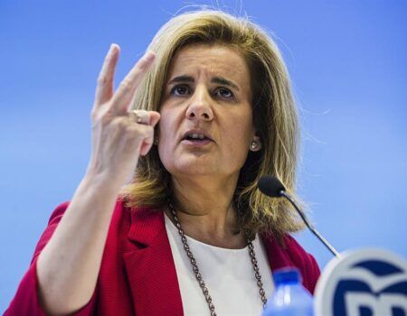 El gobierno advierte del frenazo de la recuperación por la crisis catalana