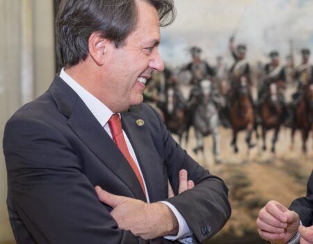 Mesa Redonda interdisciplinar este jueves con Ferrer-Dalmau