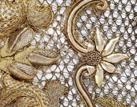 Detalle toca sobremanto Estrella / Hermandad