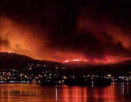 Una oleada de incendios en Galicia se cobra tres vidas