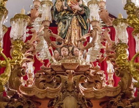 Nueva peana para la Virgen del Rosario de las Aguas / Hermandad de las Aguas