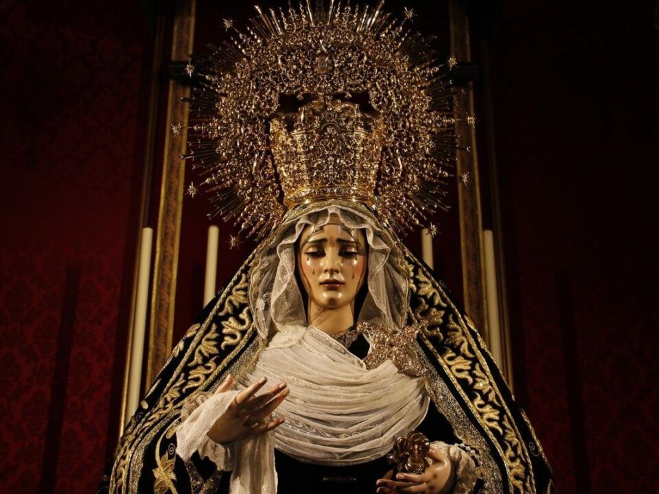 Gracia y Amparo / Hermandad de los Javieres