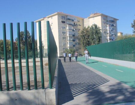 Participa denuncia la creación de un «muro» que separa el Parque Alcosa de Sevilla Este