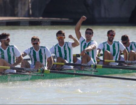 El bote del Real Betis hace historia al ganar su séptima regata seguida al Sevilla FC