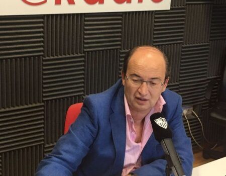 Castro: «Berizzo es nuestro entrenador y no imaginamos otro escenario, está fuerte»