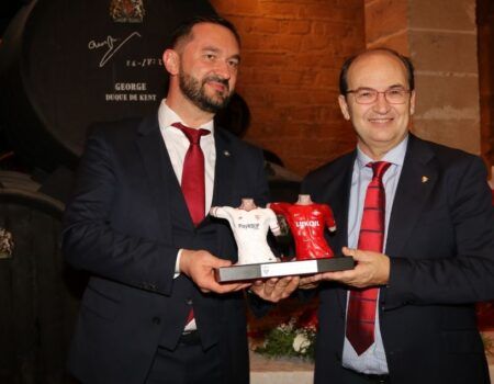 Castro: «Hay que llenar el estadio y hacer una gran fiesta ante el Liverpool»