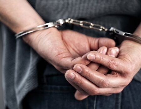 Detenido un individuo tras atracar una tienda de muebles en el Cerro del Águila