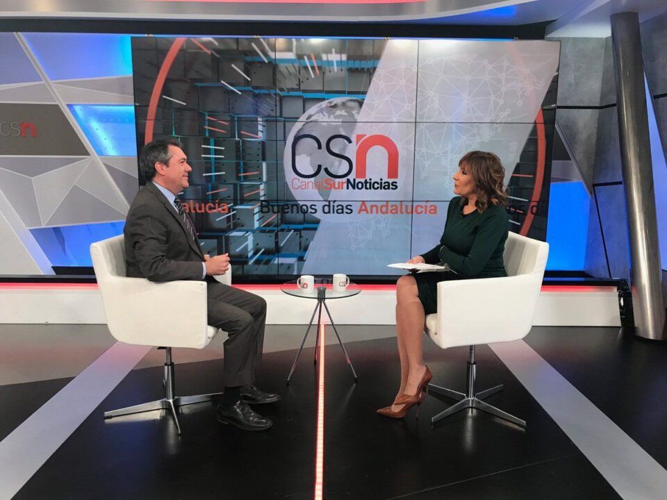 Juan Espadas, entrevistado en Canal Sur TV.