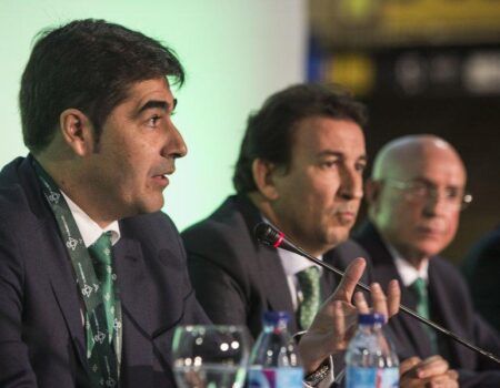 Haro admite que puede haber fichajes en enero por culpa de las lesiones