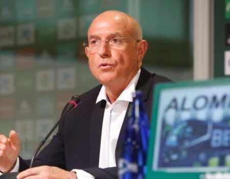 Serra: «Nuestro objetivo es que Sanabria se quede con nosotros varios años»