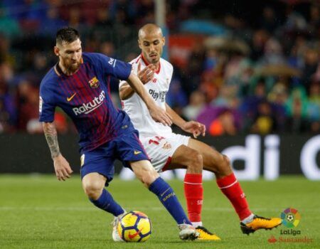 En la fiesta de Messi se coló Alcácer y el Sevilla FC vuelve sin nada (2-1)