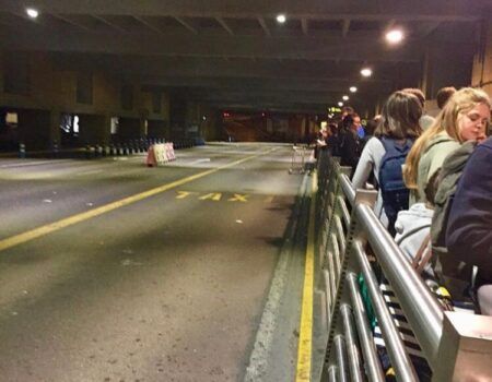 El Ayuntamiento cruza los dedos ante un nuevo fin de semana en el aeropuerto