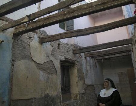 280.000 euros de ayudas para la conservación y rehabilitación de la Capilla de San José, los conventos Madre de Dios, San Leandro y Santa Inés y la Puerta de CórdobaEl Ayuntamiento colaborará con la hermandad para la rehabilitación de una parte de la Muralla de la Macarena