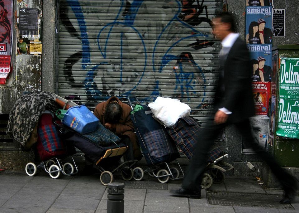 El censo de personas sin hogar en Sevilla alcanza los 444 individuos.