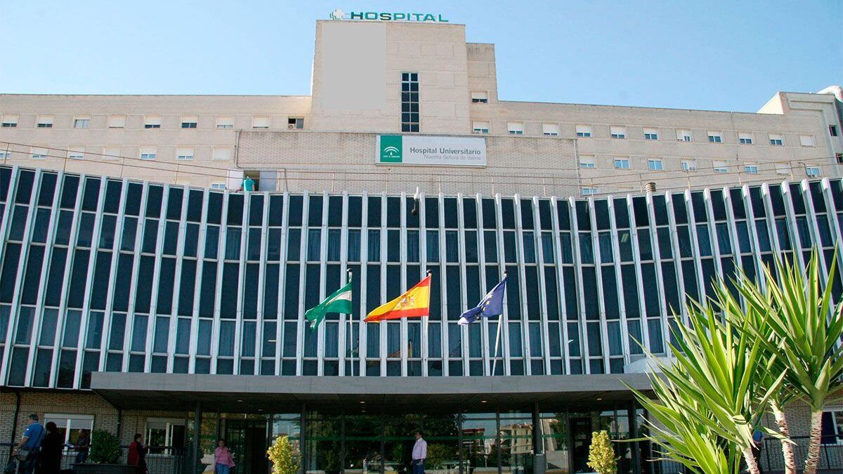 El Hospital Virgen de Valme ha cerrado otros dos ascensores.