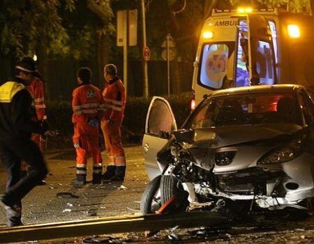 Una mujer y cuatro menores heridos en un accidente en Torreblanca