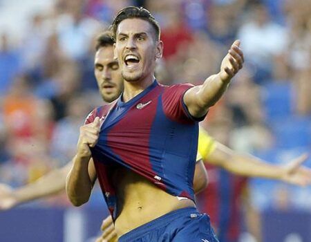 El bético Álex Alegría se rompe el ligamento cruzado de la rodilla