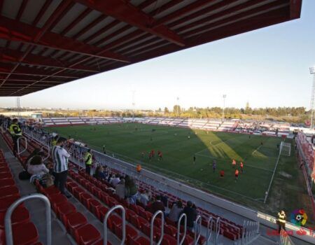 El Sevilla FC pide disculpas por las dificultades de acceso a la ciudad deportiva