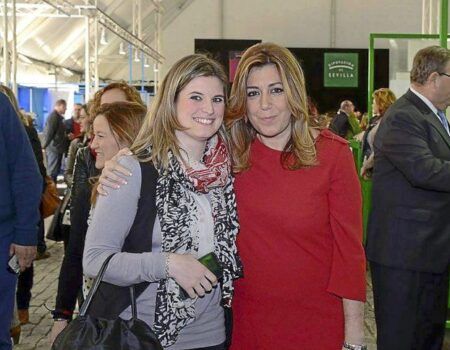 Detenidos dos vecinos de Almadén por espiar con el móvil a la alcaldesa