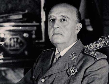 ¡Vive Franco!, (Arias Navarro nos mintió)