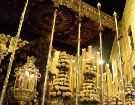 El palio más antiguo de Sevilla, a cabildo para su restauración