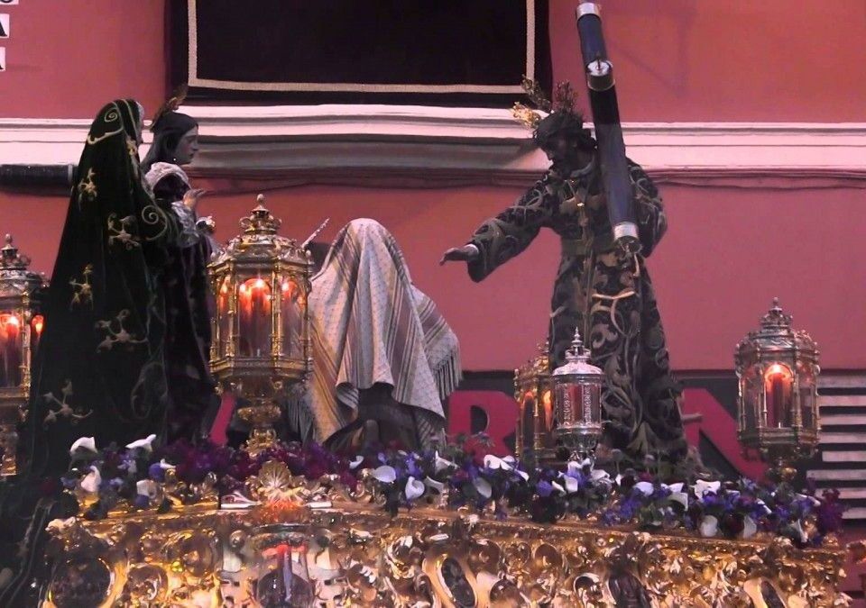 Misterio Jesús con la cruz al hombro Valle