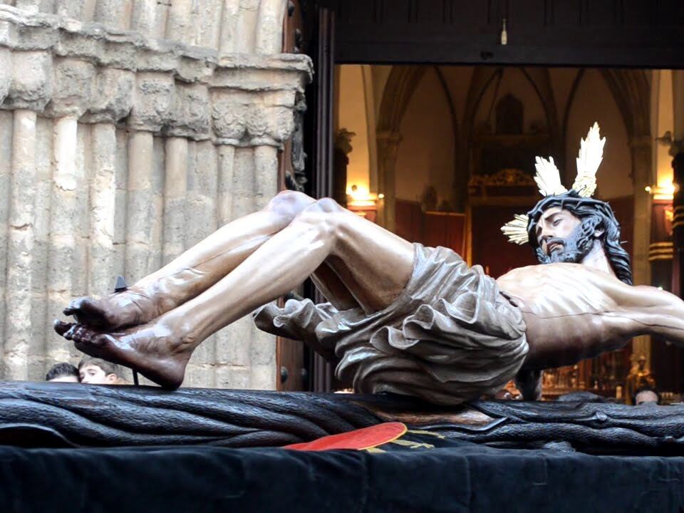 Cristo de la Buena Muerte de la Hiniesta en su viacrucis