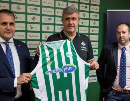 Quintana: «En defensa tenemos que ser mucho más sólidos»