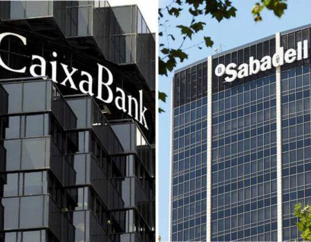Caixabank y Sabadell acusan los resultados del 21-D con caídas del 3%