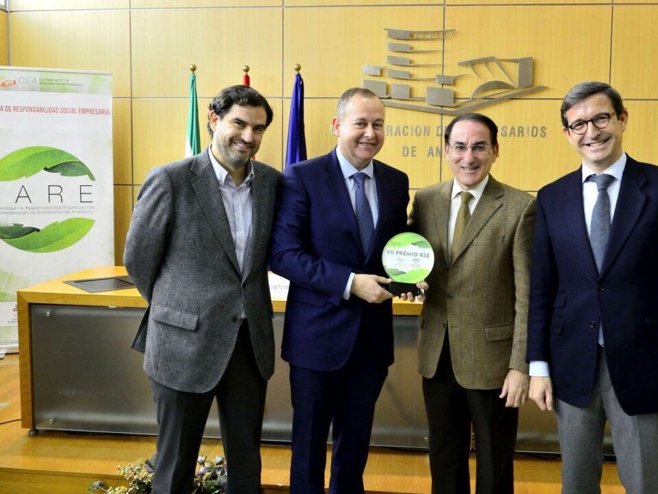 Coviran, galardonado por la CEA.