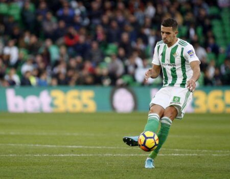 Feddal: «Duele mucho ver cómo la gente te anima y no llega el gol»