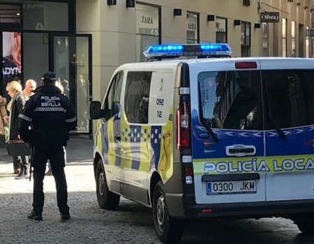 Refuerzo de la Policía Nacional y Local para evitar robos en zonas comerciales