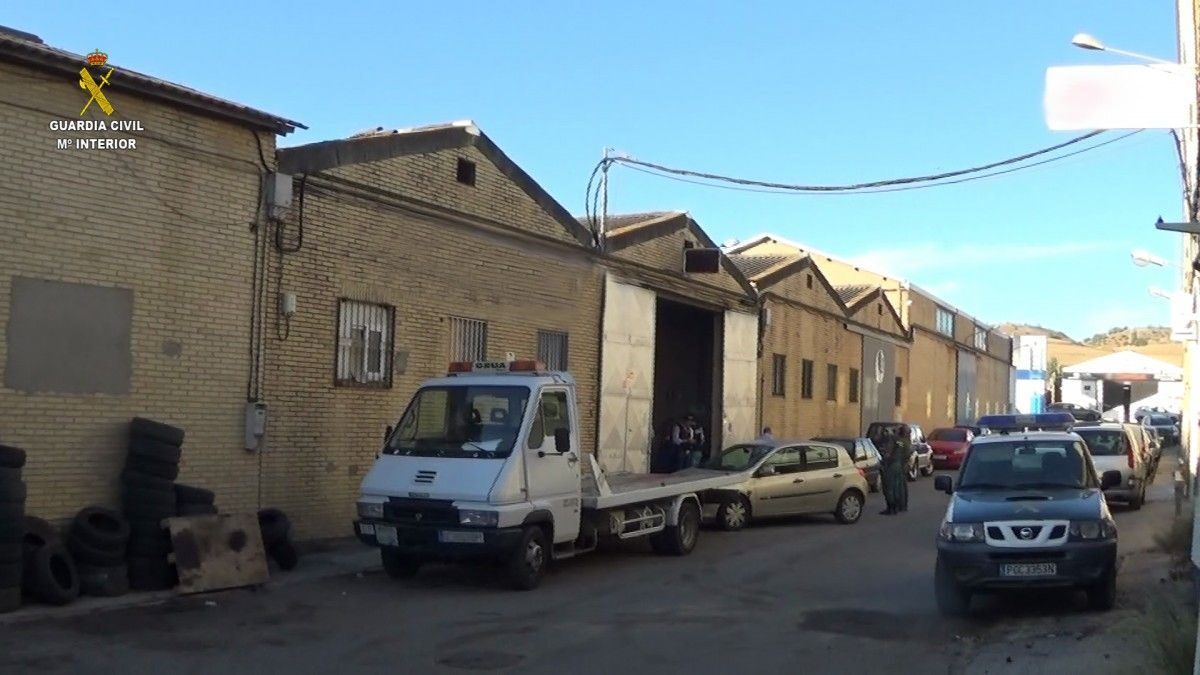 La chatarrería donde se reparaban los vehículos destinados al desguace.
