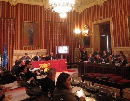 Espadas valora el apoyo de C’s a los presupuestos y pide al resto que no incorporen «líneas rojas»