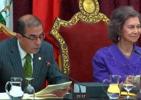 Doña Sofía recoge el I Premio Carrillo Salcedo a los Derechos Humanos otorgado por la US