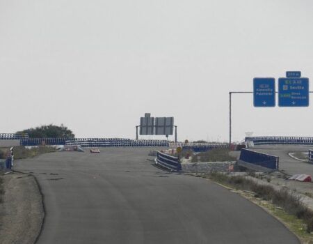 Virginia Pérez valora el «compromiso» del gobierno con la SE-40