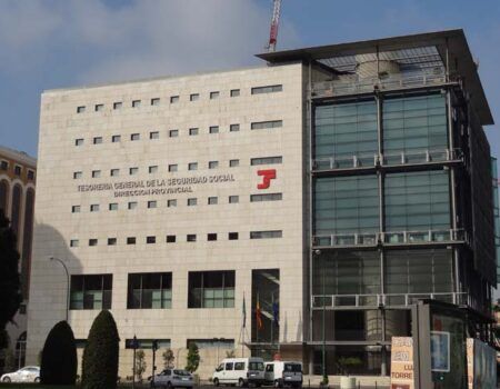 Más de cien detenidos en un entramado de empresas ficticias que estafaron 400.000 euros a la Seguridad Social