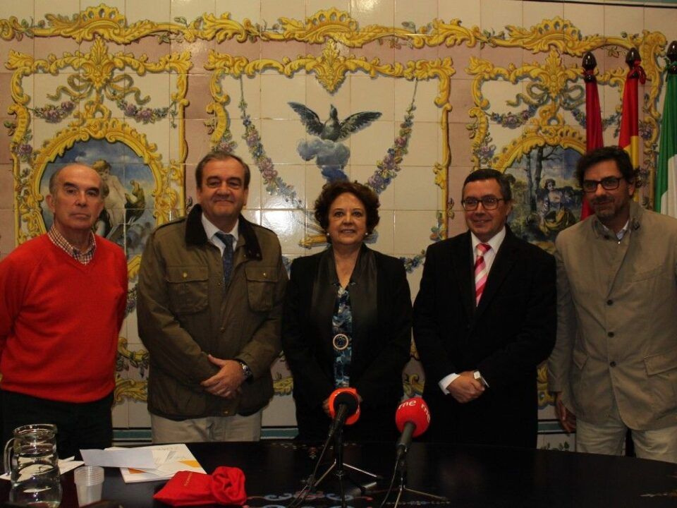 Los Reyes Magos de Triana, tras su proclamación.