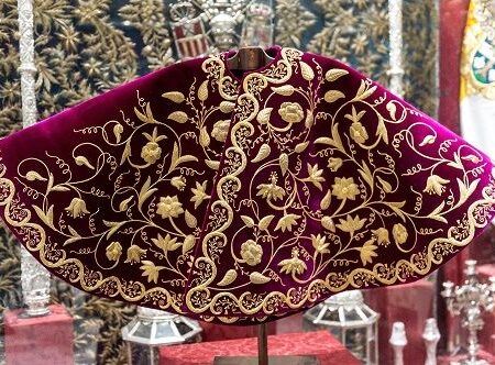 Restaurada una clámide del Cristo de la Humildad y Paciencia de Pasión, del siglo XVIII