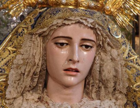 Sevilla celebra la Inmaculada con 22 besamanos