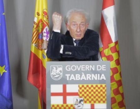 Boadella, presidente de Tabarnia, le hace un corte de mangas al independentismo