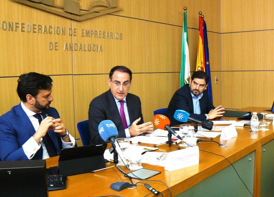 Los empresarios andaluces siguen siendo, fundamentalmente, pesimistas