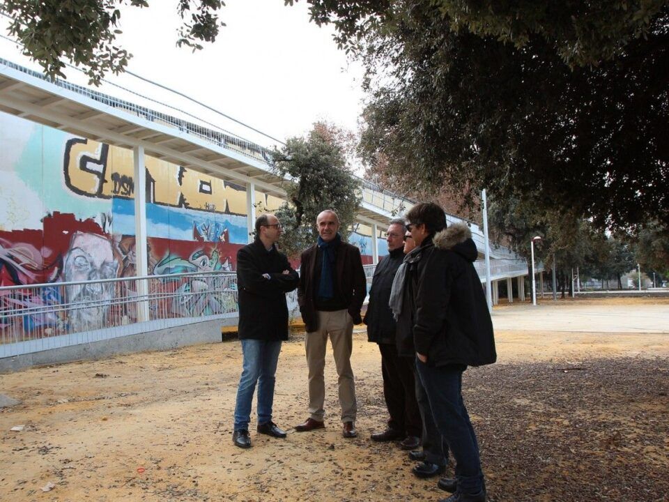 Foto Muñoz nueva pasarela peatonal