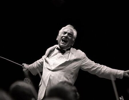 La Real Orquesta Sinfónica de Sevilla dedica ocho conciertos a Leonard Bernstein