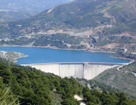 Las lluvias dan un respiro al campo sevillano y a los embalses de agua potable