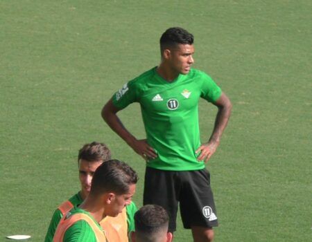 Ya hay acuerdo entre Betis y Villarreal para que Nahuel marche al Barcelona B