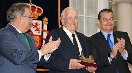 Muere a los 88 años Manuel Olivencia, un sevillano ilustre
