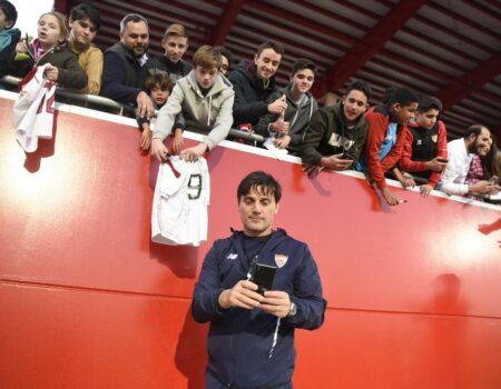 Montella prueba con Nzonzi de titular y Navas de lateral derecho