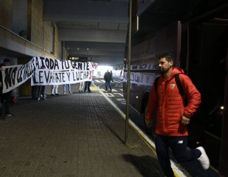 El Sevilla FC visita al Atlético en el Wanda en plena crisis de identidad