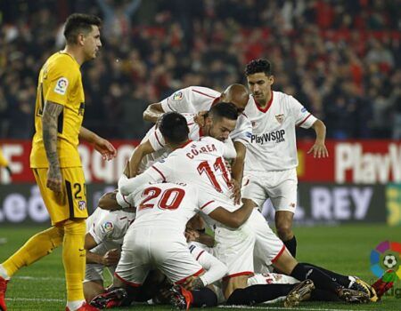 El Sevilla FC le da al Atlético de su propia medicina y lo vapulea en la Copa (5-2)